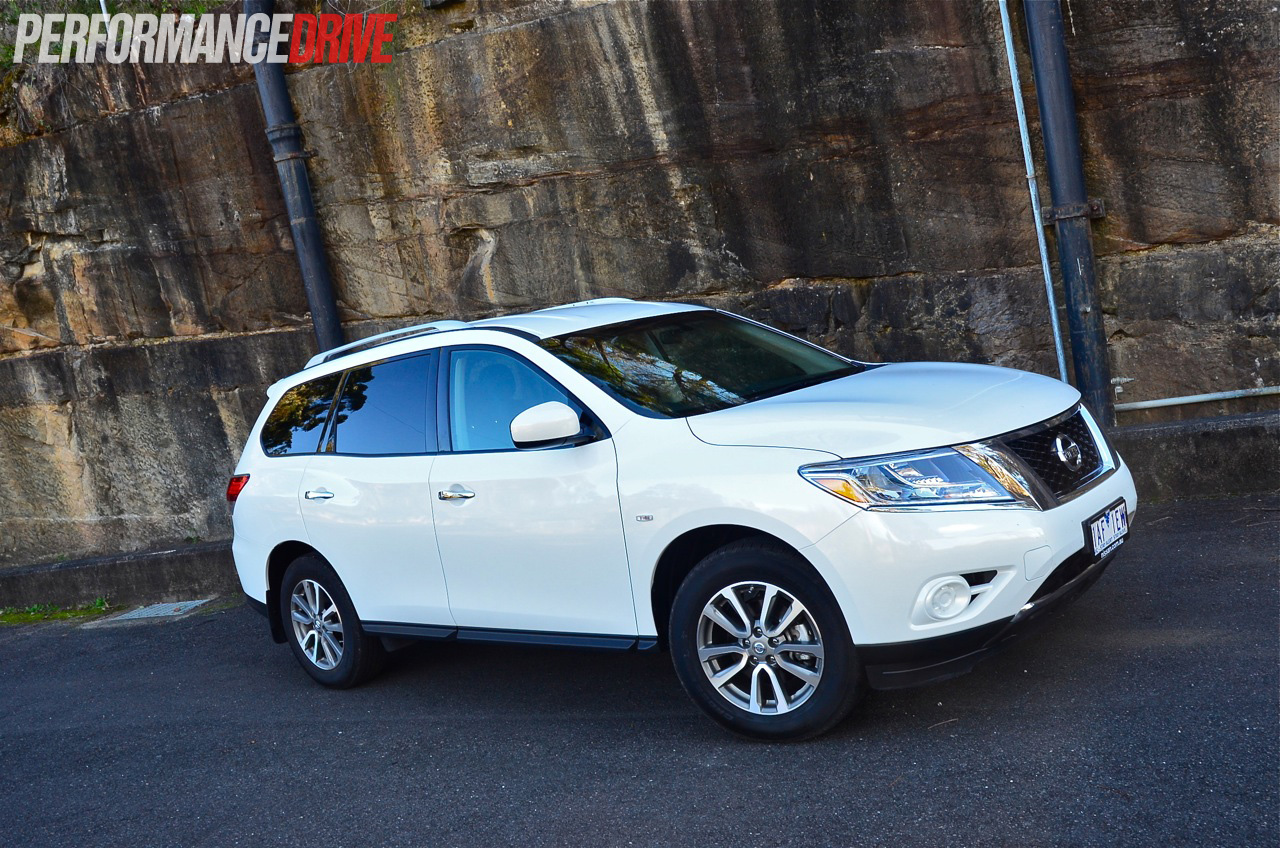 Nissan Pathfinder St