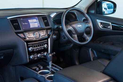 Nissan Pathfinder St