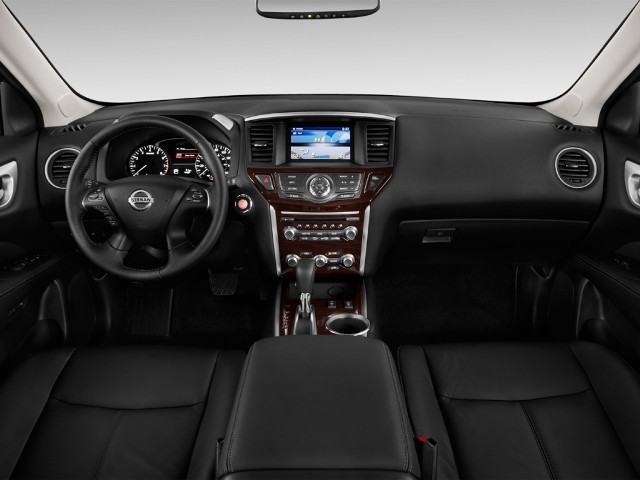 Nissan Pathfinder Sv 2015