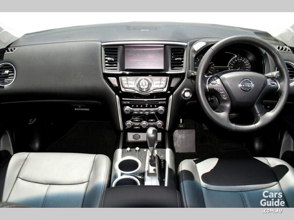 Nissan Pathfinder Ti