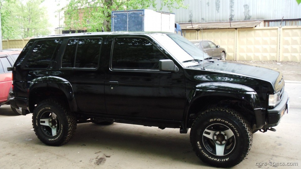 Nissan Pathfinder Xe V6