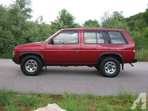 Nissan Pathfinder Xe V6