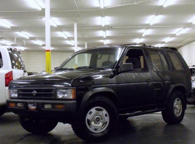 Nissan Pathfinder Xe