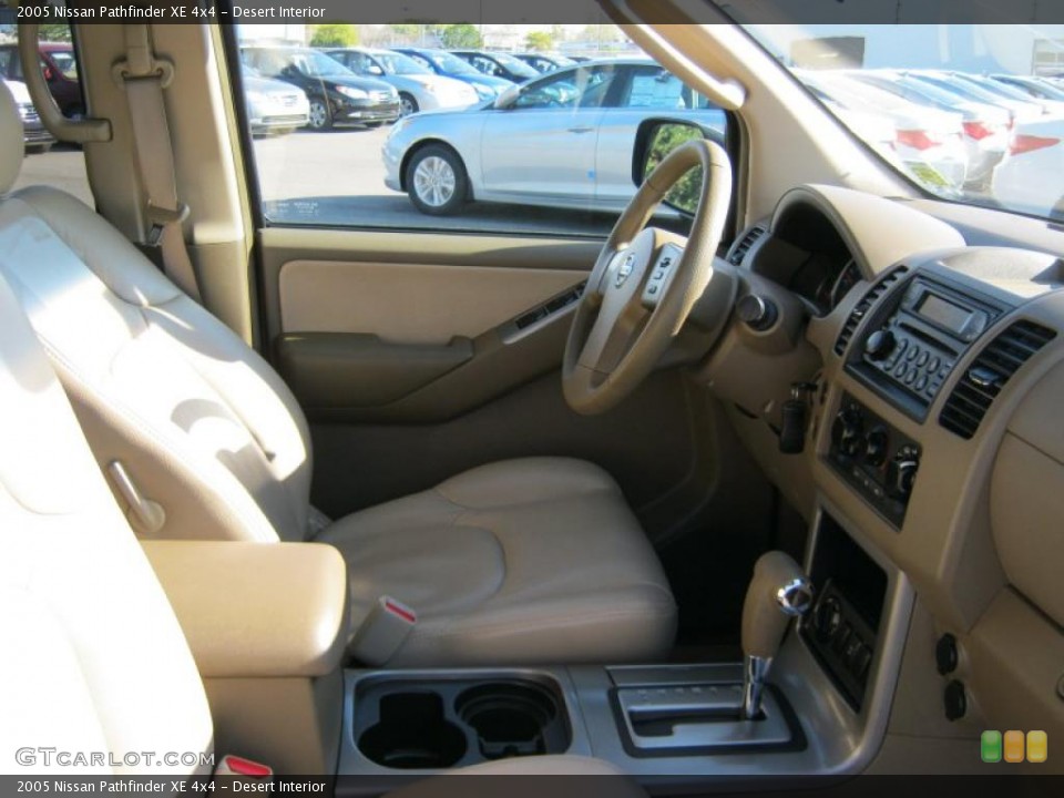 Nissan Pathfinder Xe