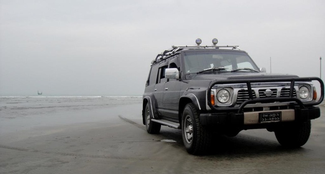 Nissan Patrol 1990