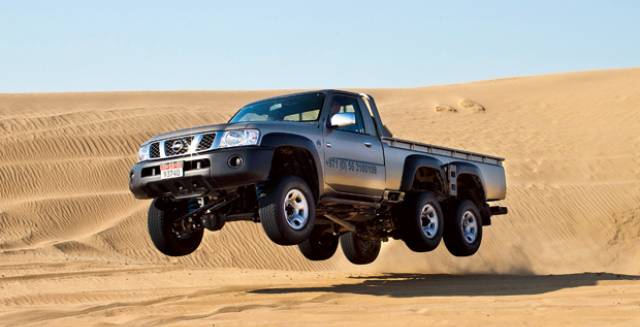 Nissan Patrol 6x6