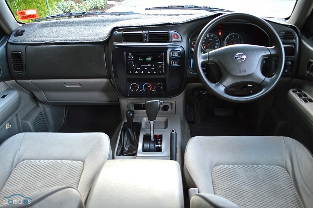 Nissan Patrol St-L