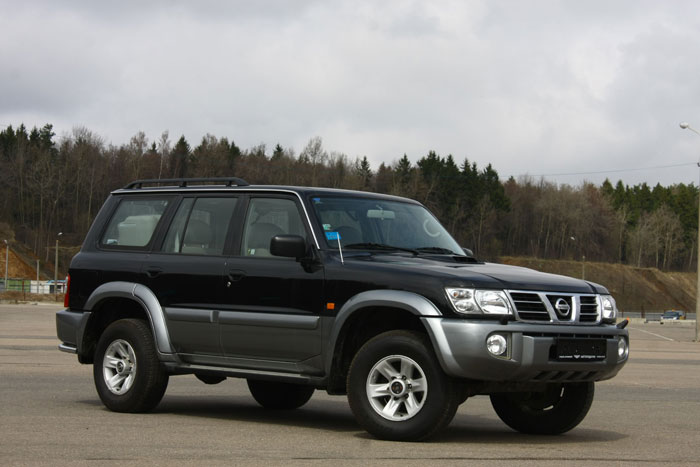 Nissan Patrol Y61