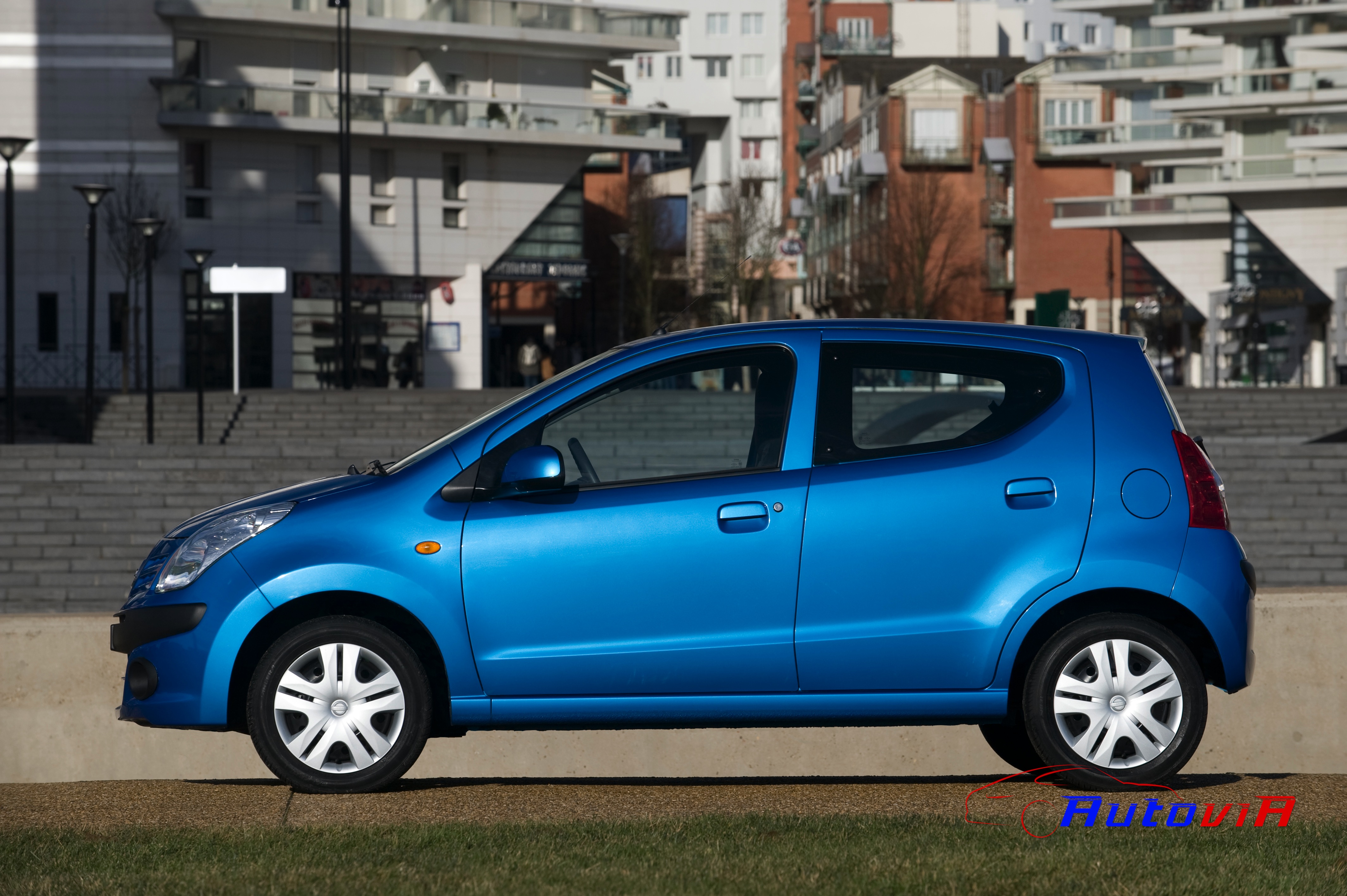 Nissan Pixo 2012