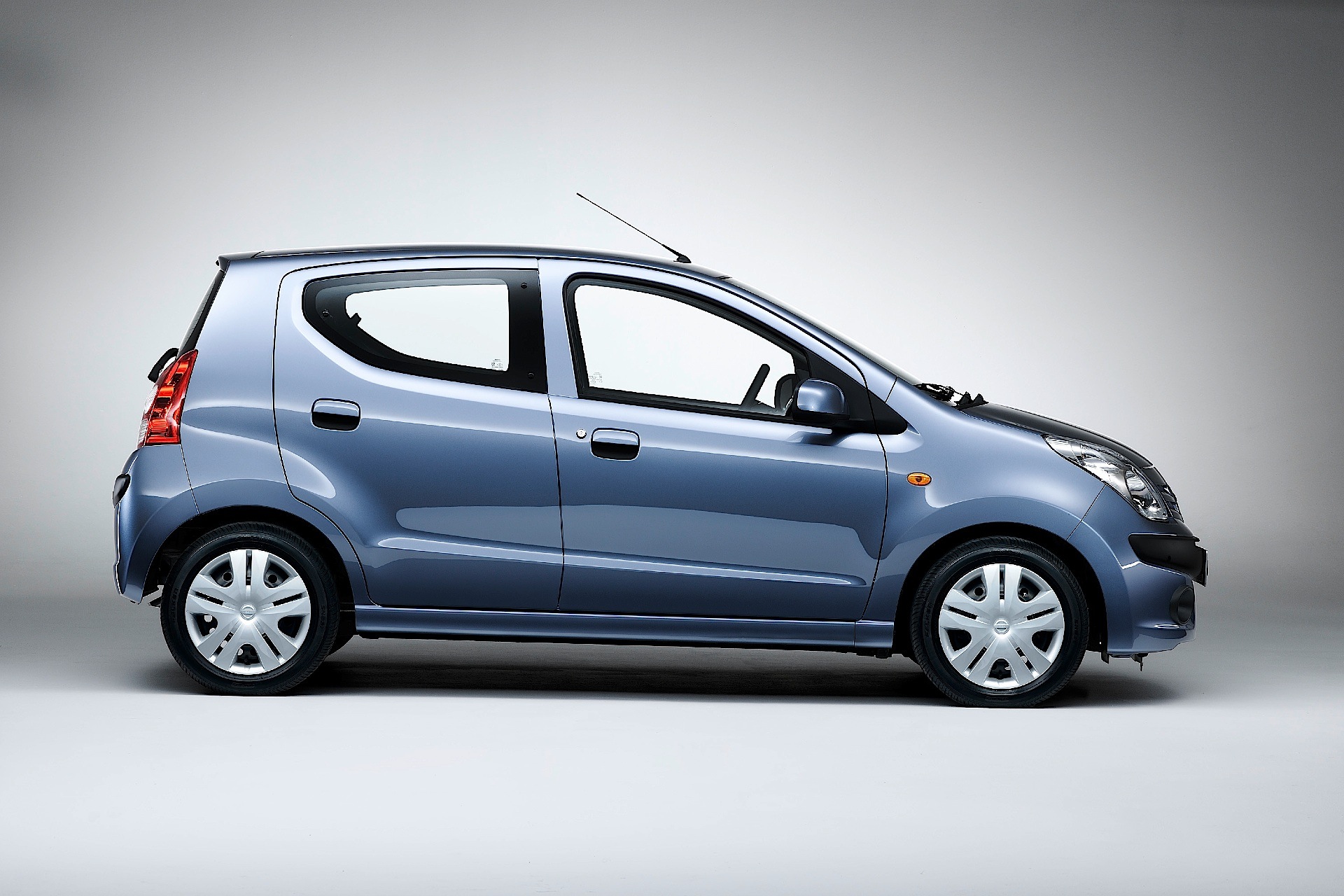 Nissan Pixo 2015