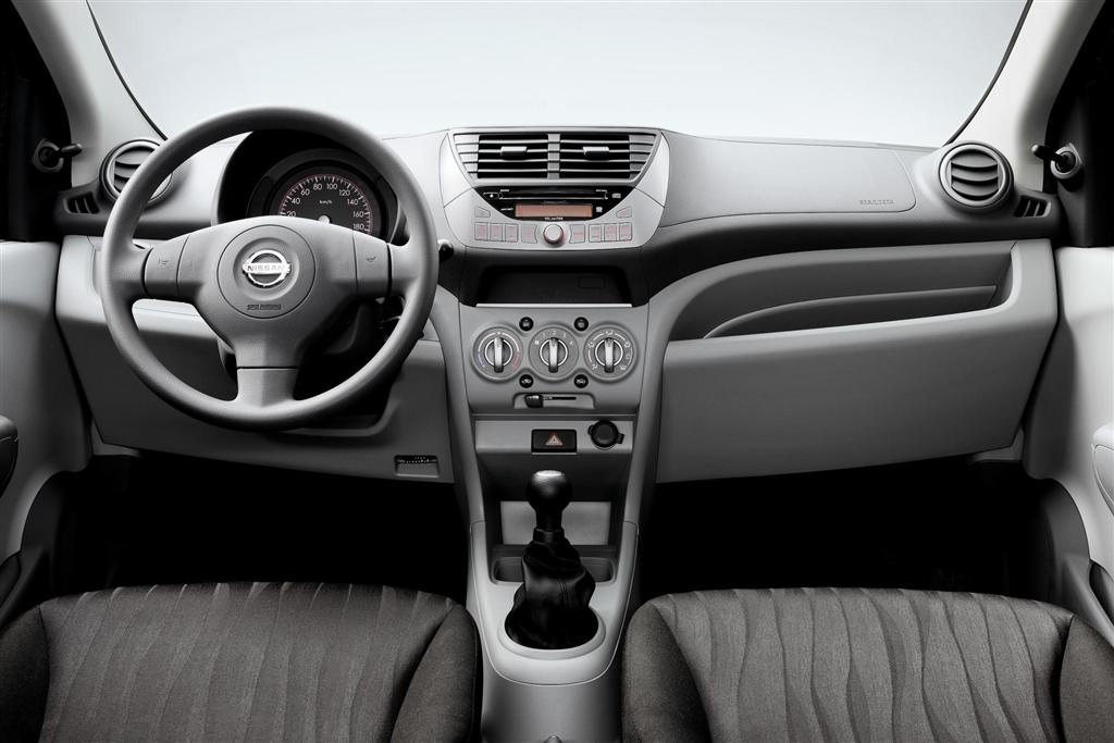 Nissan Pixo 2015