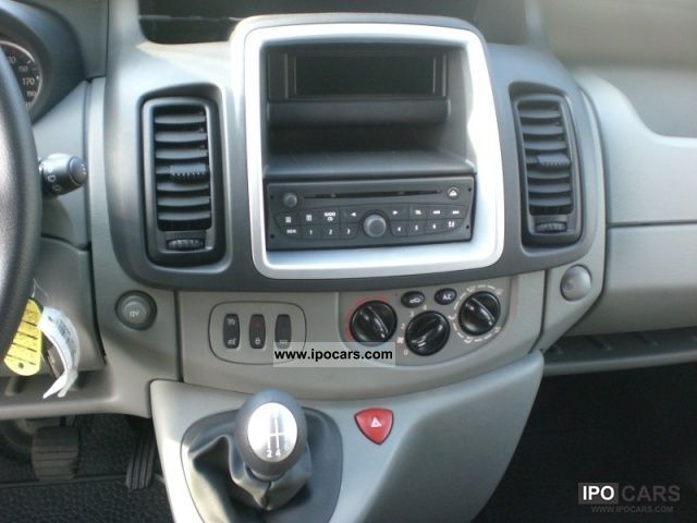 Nissan Primastar 2011