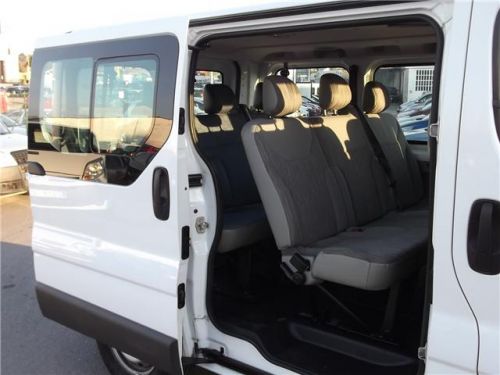 Nissan Primastar Combi