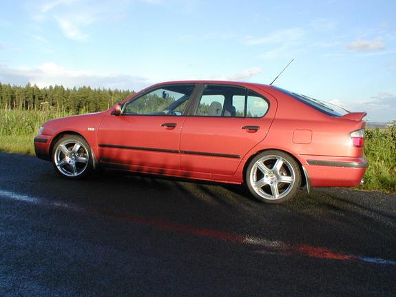 Nissan Primera 1.6