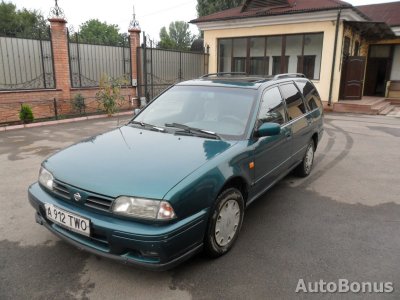 Nissan Primera 1995