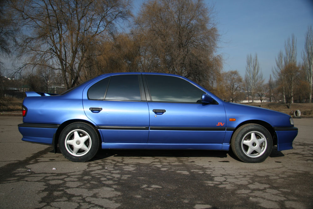 Nissan Primera 1995
