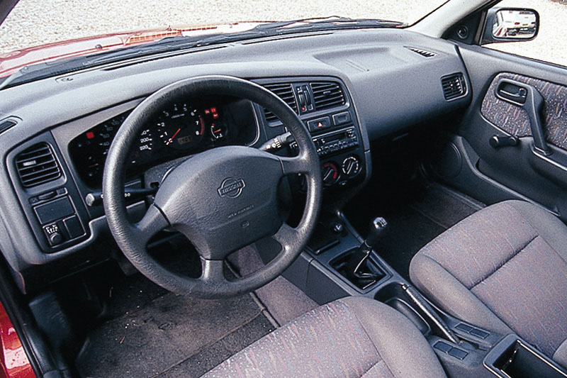 Nissan Primera 2.0 I