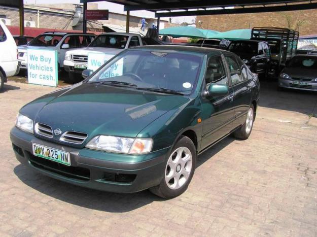 Nissan Primera 200