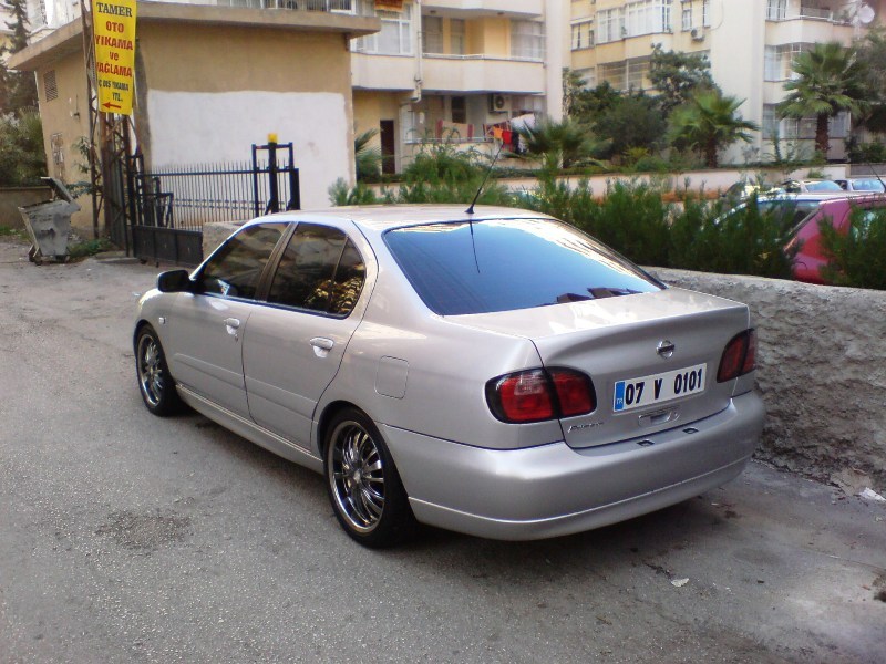 Nissan Primera 2000
