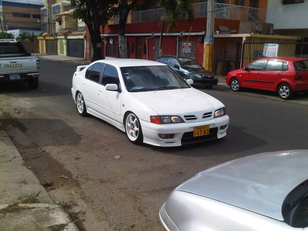 Nissan Primera Gxe