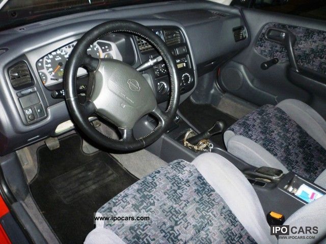 Nissan Primera Si