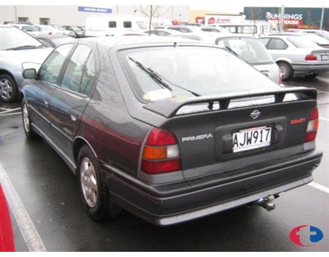 Nissan Primera Uk