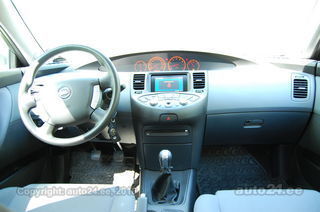 Nissan Primera Visia