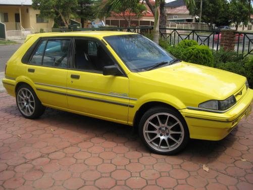 Nissan Pulsar 1990