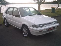 Nissan Pulsar 1991
