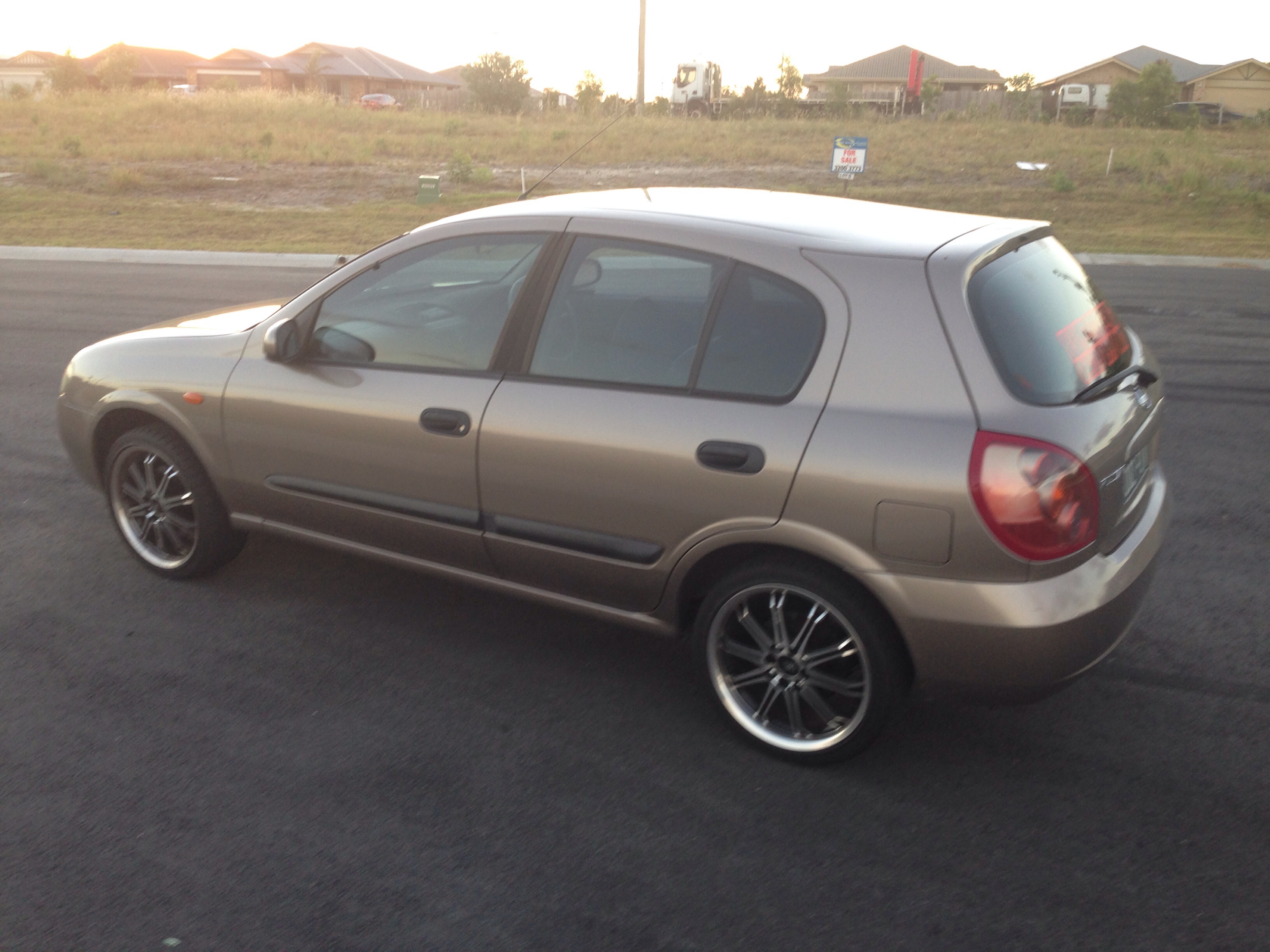 Nissan Pulsar 2004