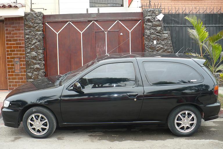 Nissan Pulsar Hatchback