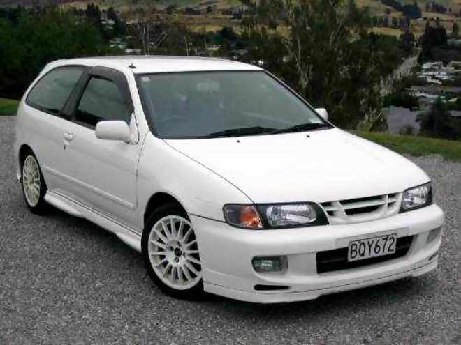 Nissan Pulsar N15