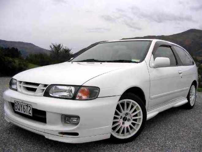 Nissan Pulsar N15