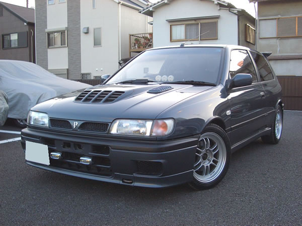 Nissan Pulsar S-Rv