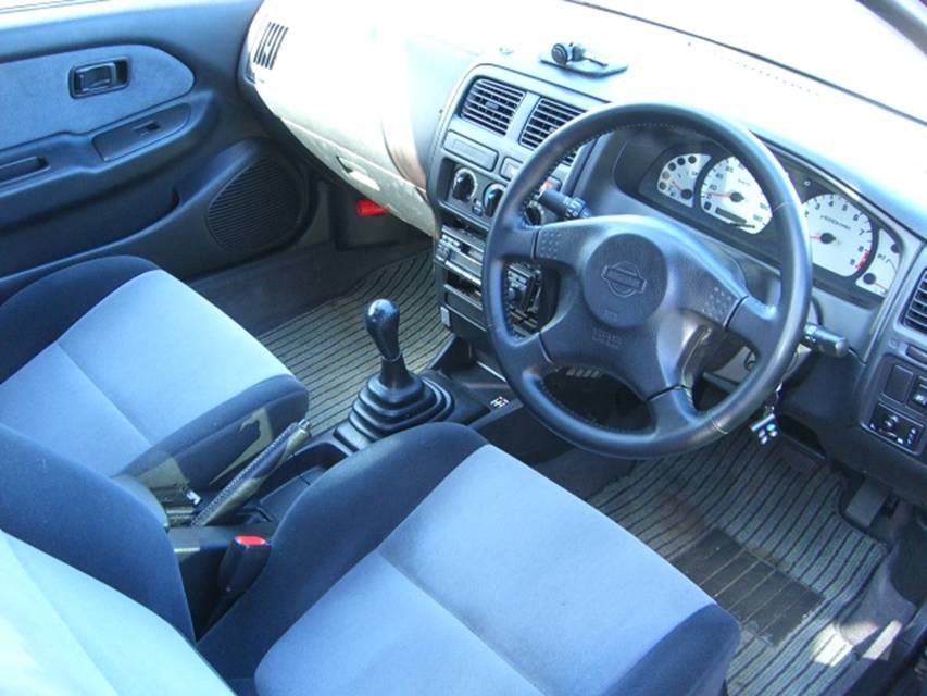 Nissan Pulsar Vzr