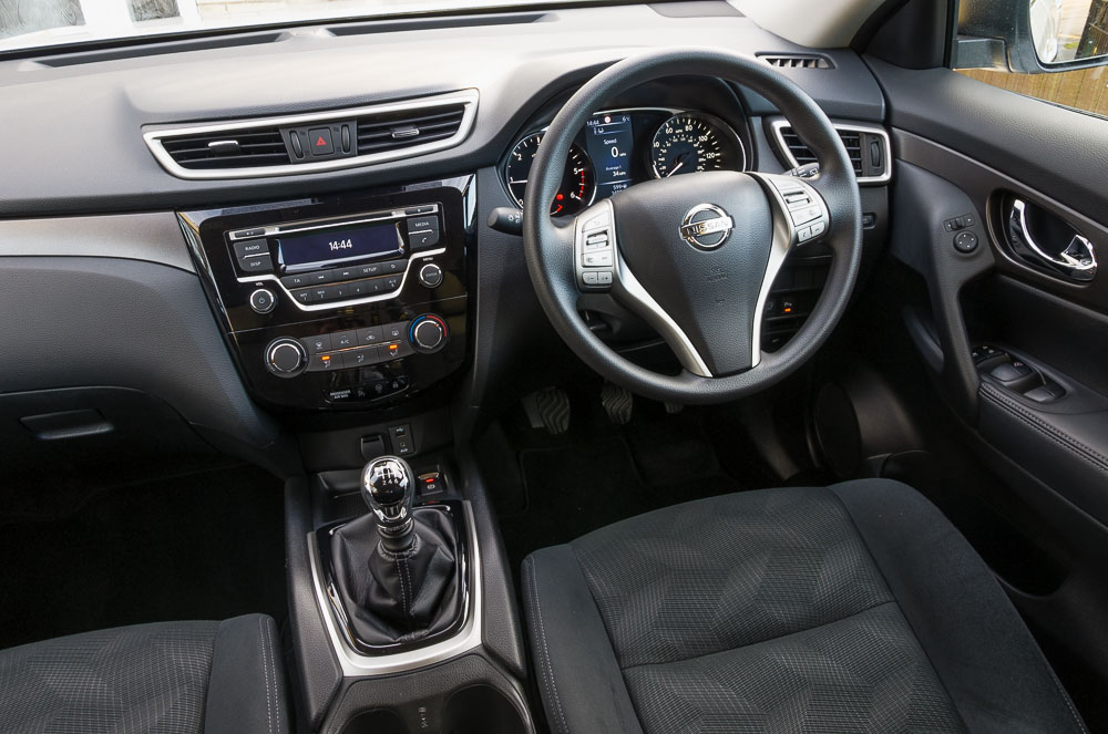 Nissan Qashqai Manual