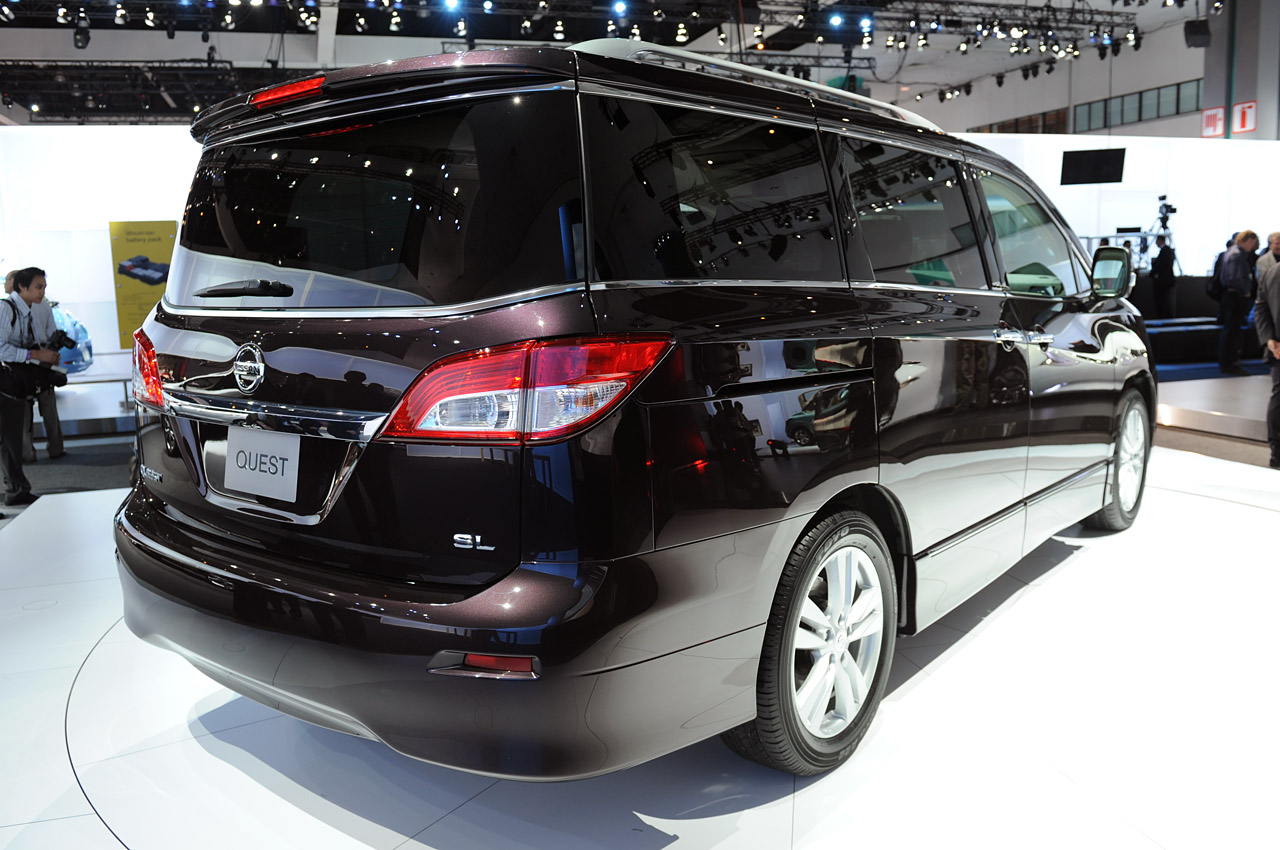 Nissan Quest 2011