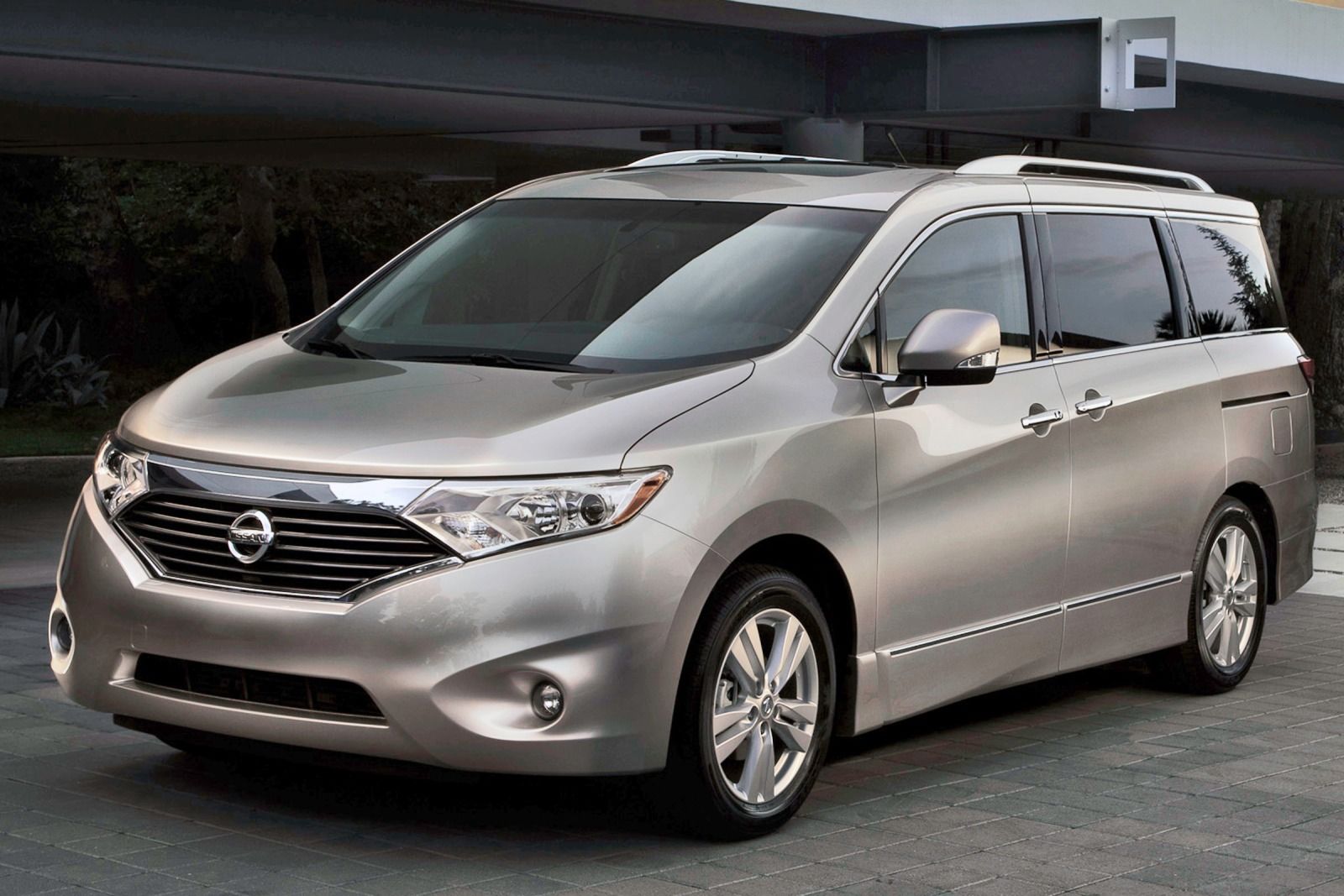 Nissan Quest 2015