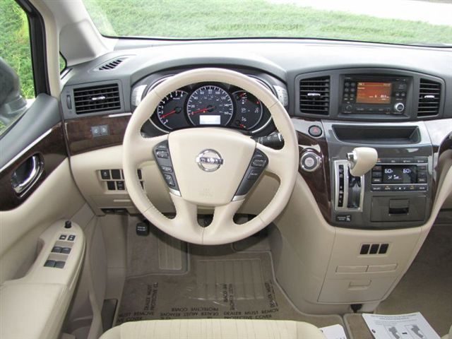 Nissan Quest Sv