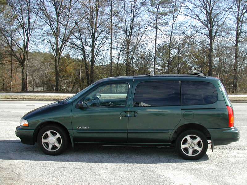 Nissan Quest Van