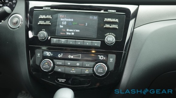 Nissan Rogue S