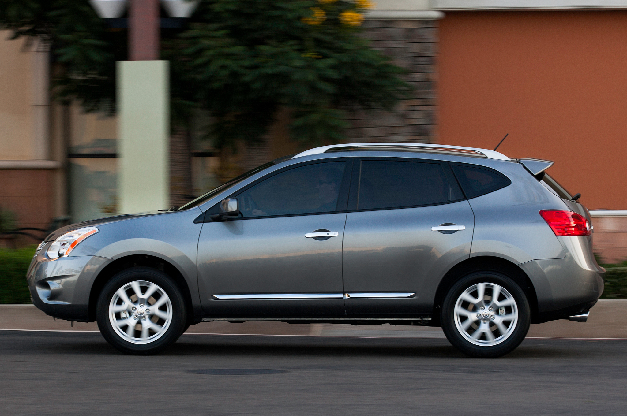 Nissan Rogue Select