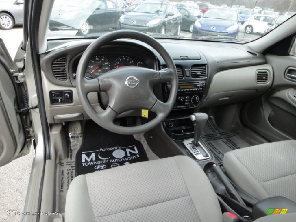 Nissan Sentra 1.8 S