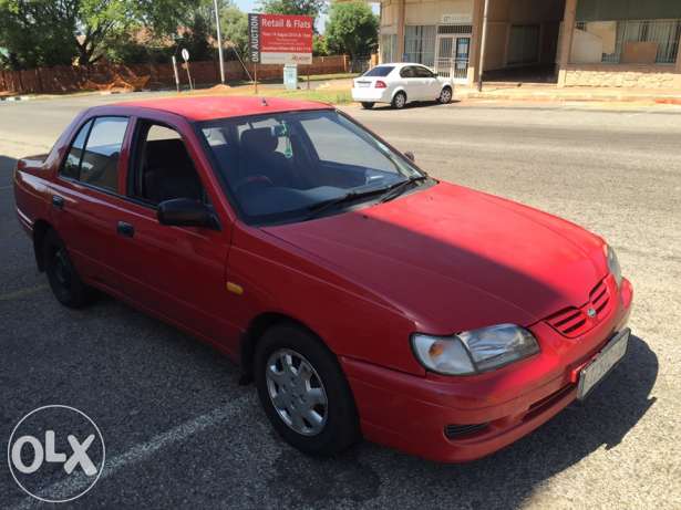 Nissan Sentra 140