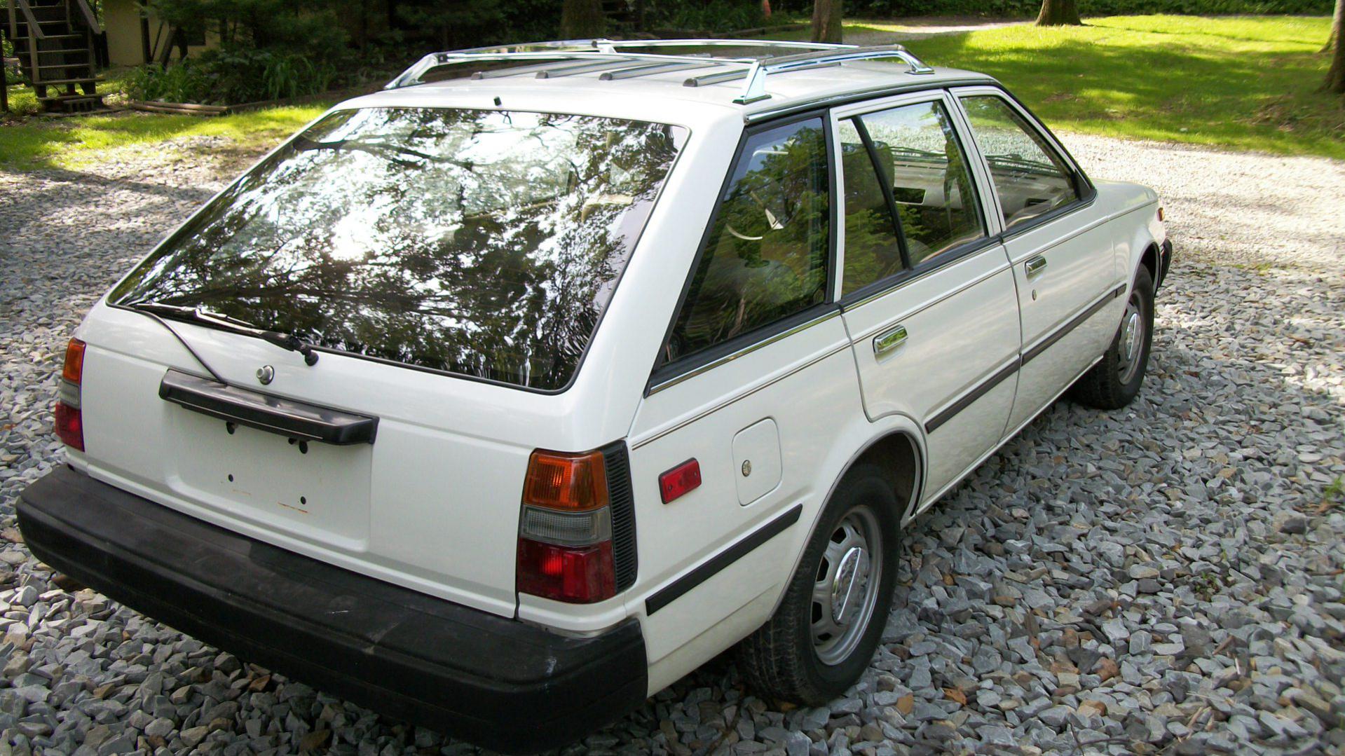 Nissan Sentra 1983