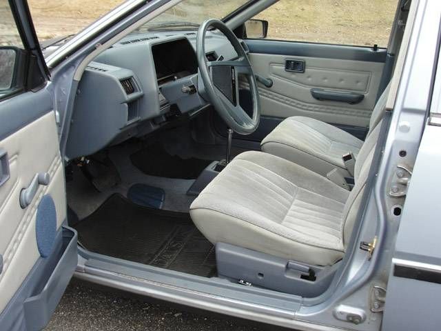 Nissan Sentra 1983