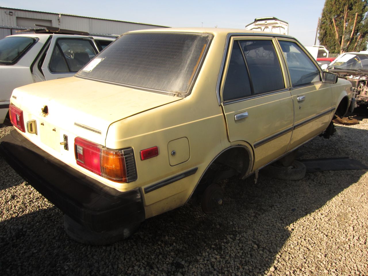 Nissan Sentra 1983