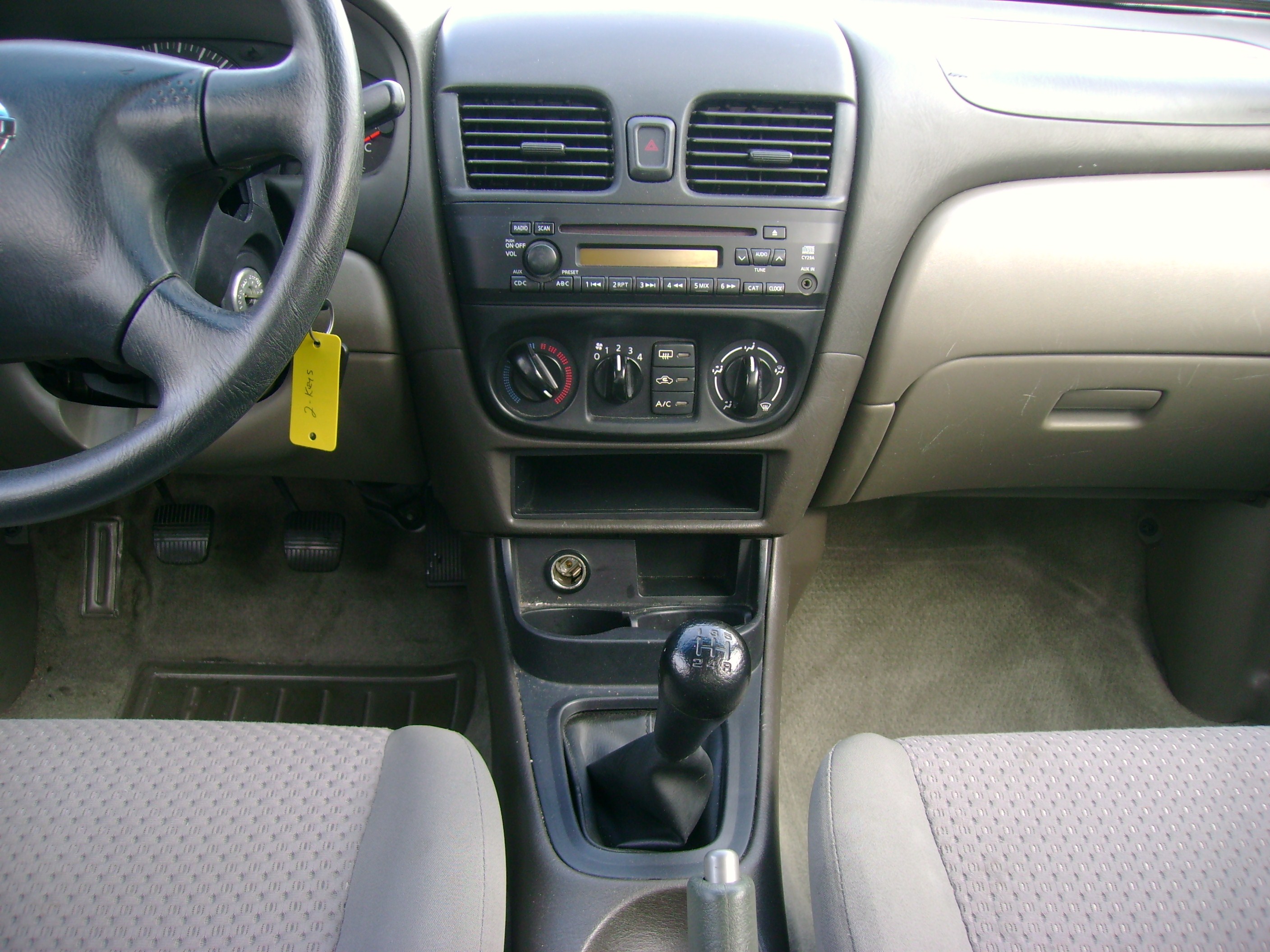 Nissan Sentra 2004