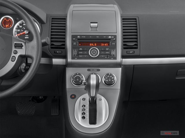 Nissan Sentra 2012