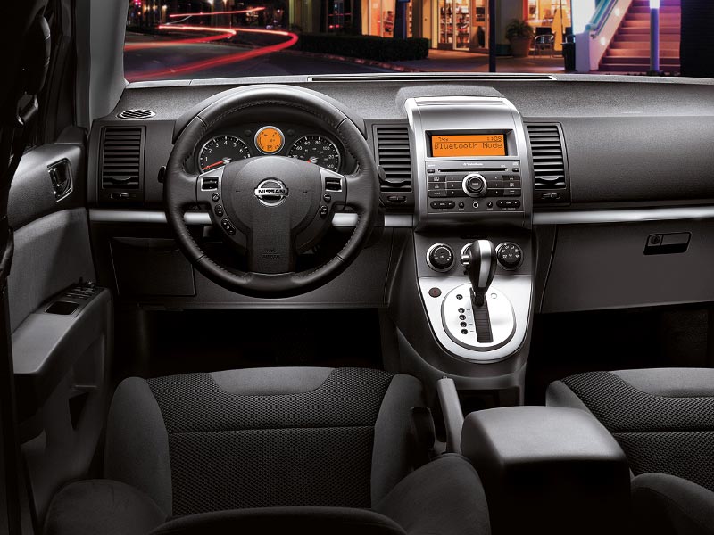 Nissan Sentra 5 Passenger
